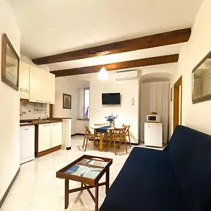 Casaviva-trilo In At The Sea With Parking Appartement